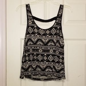 🦋 Forever 21 Cute Aztec Print Boho Tank Top 🦋